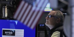 Do Not Miss Out On US Economic Growth And Inflation Data Tonight!